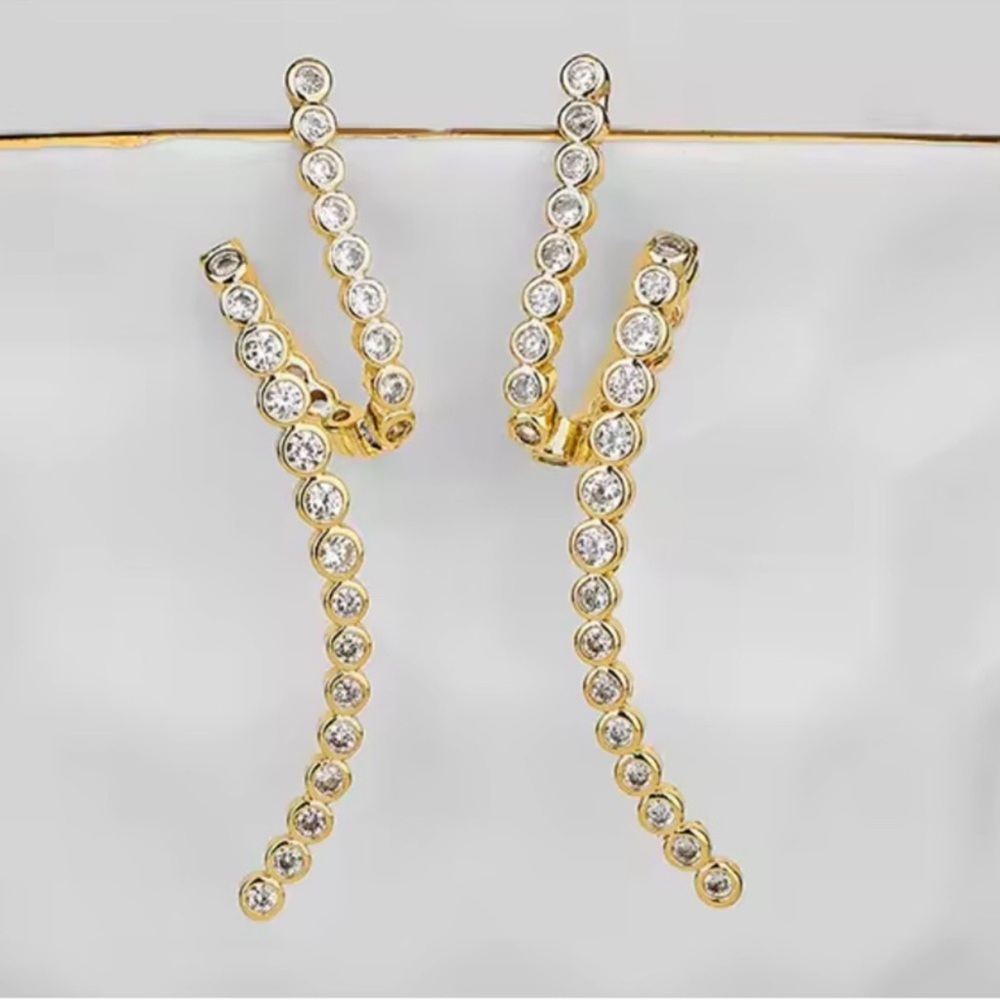 Baroque Diamond Celebrity Gold Earrings - Picture 2 of 8